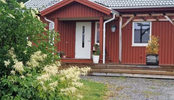 Havsnära hus i Gräddö