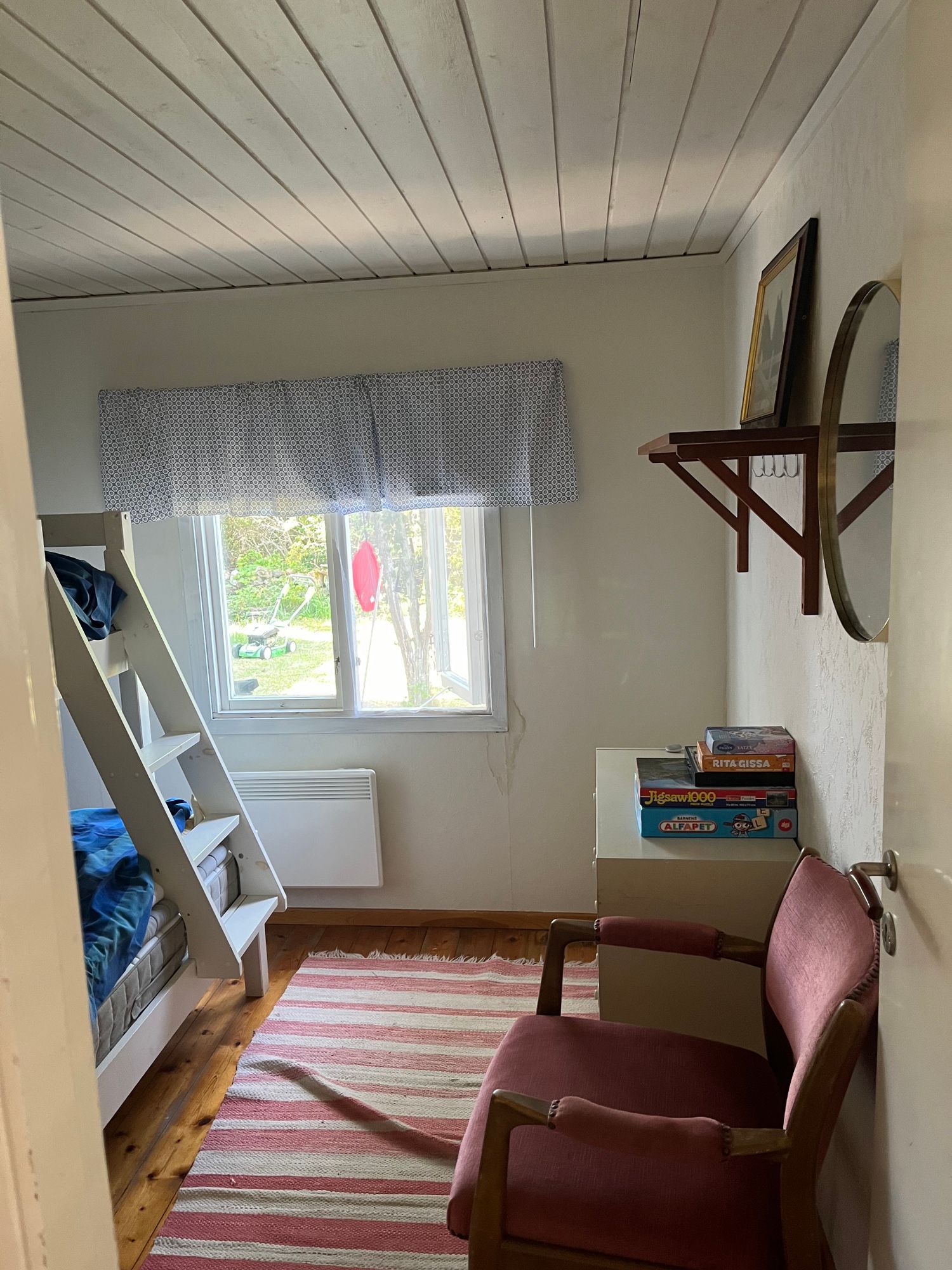 Fin stuga 4+3 bäddar i Djupvik, Borgolm – bild 9 av 20
