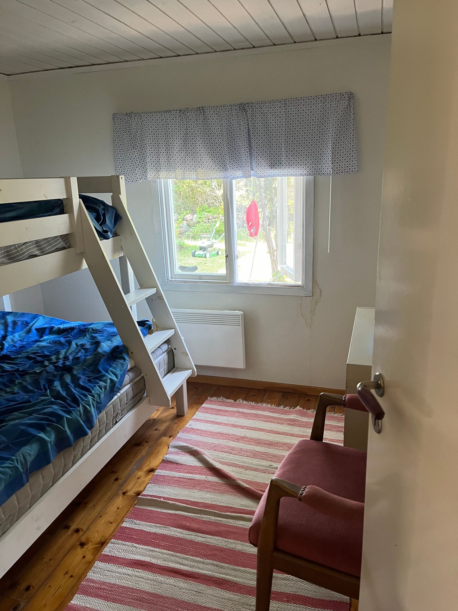 Fin stuga 4+3 bäddar i Djupvik, Borgolm – bild 10 av 20
