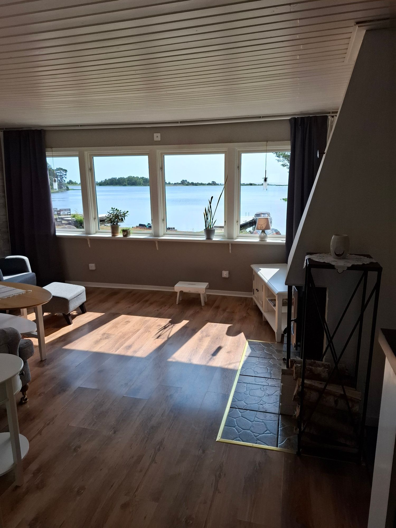 Stuga vid havet – bild 11 av 24