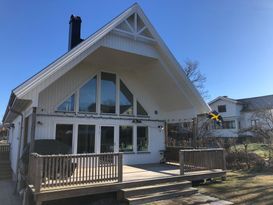 Nybyggt hus på Brännö