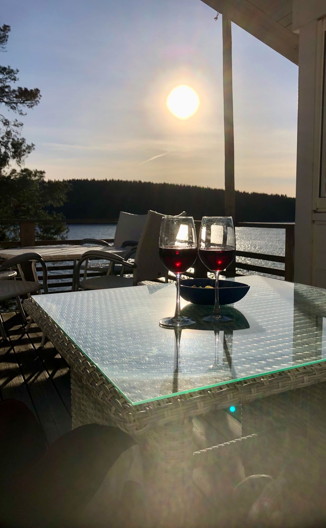 Stuga på berghällarna vid Valdemarsviken – bild 14 av 17