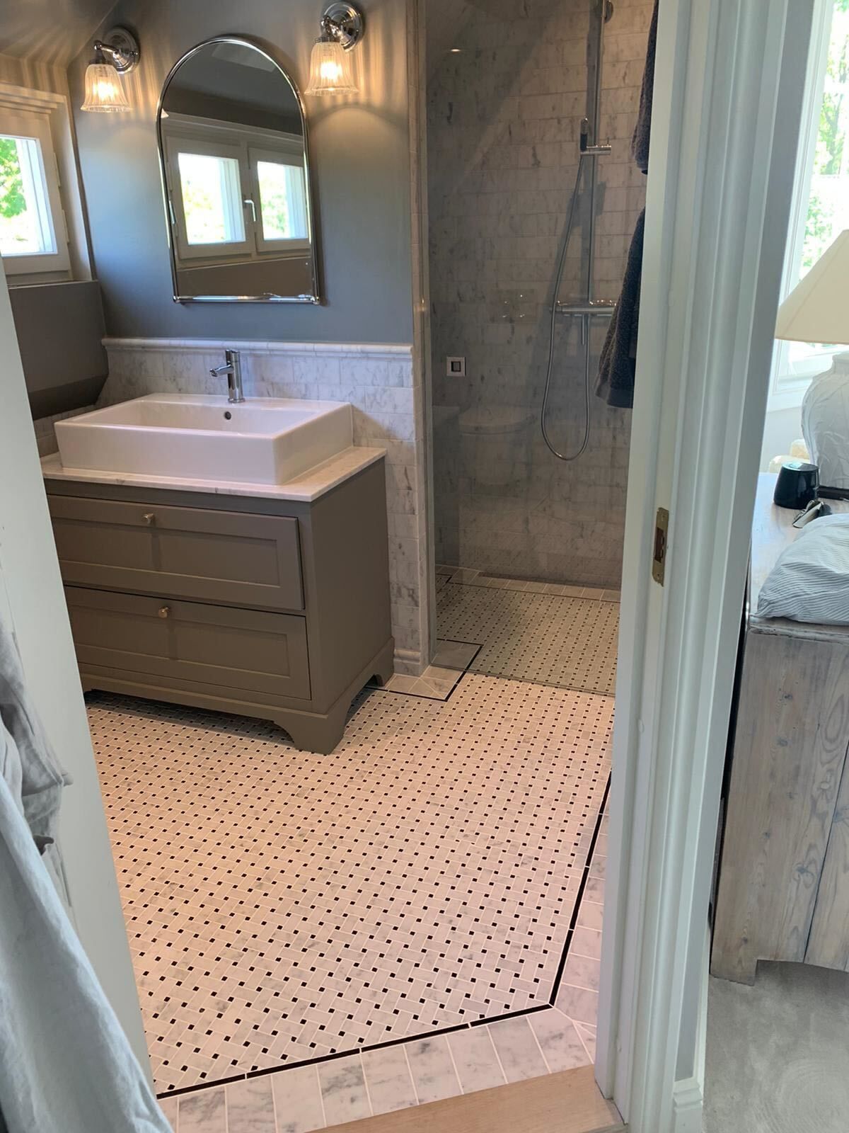 Sjönära villa i Saltsjöbaden – bild 13 av 18