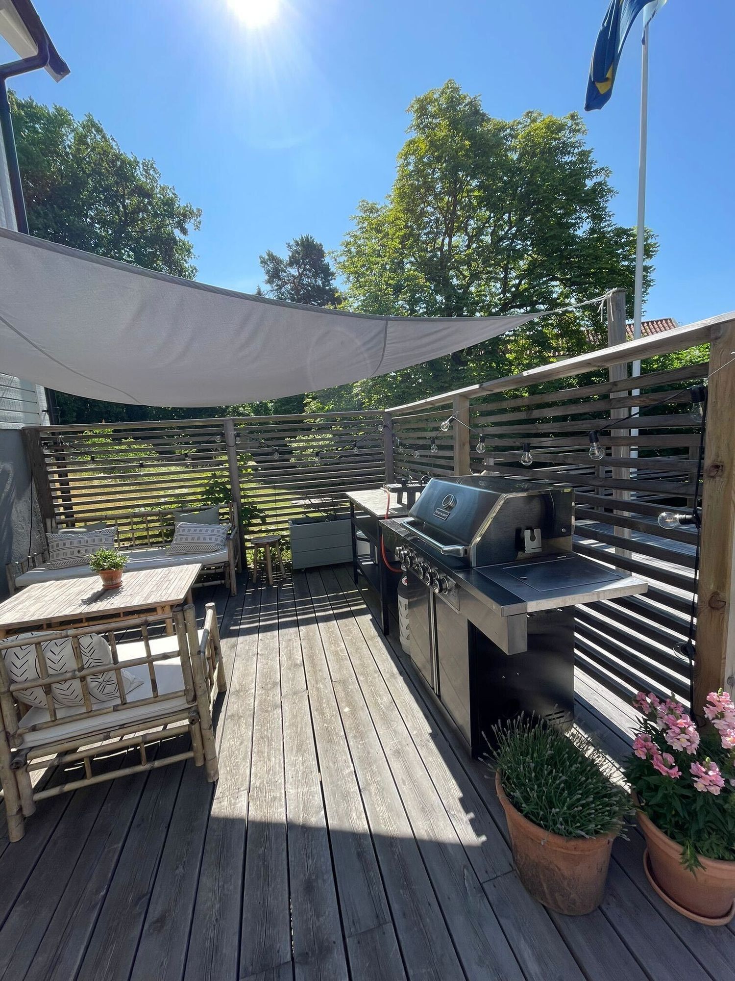 Sjönära villa i Saltsjöbaden – bild 17 av 18