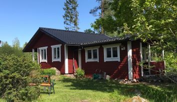 Fritidshus med 6-bäddar i Roslagen 150m från havet
