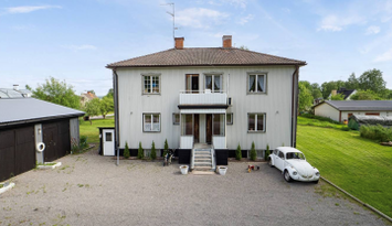 Stort hus nära sjö, 2t from Stockholm