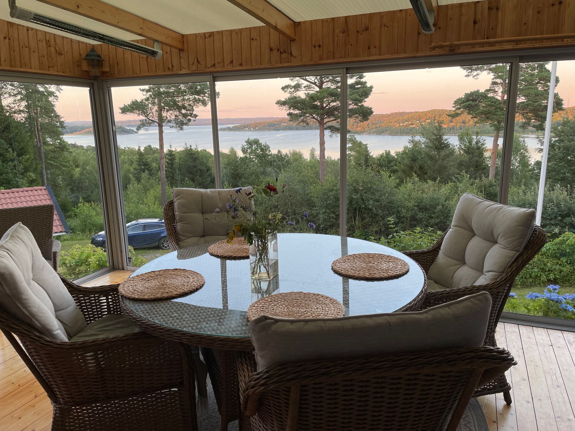 Sommarhus på Orust med fantastisk havsutsikt – bild 2 av 20