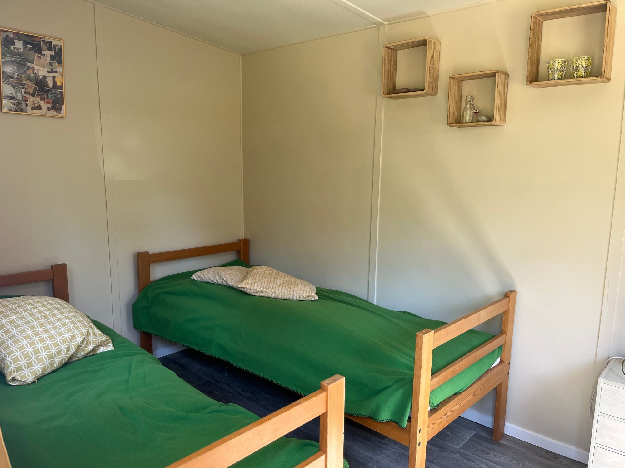 Sommarstuga på stor privat tomt – bild 16 av 21