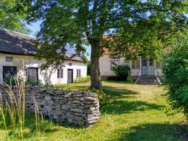 Jättemysigt hus på sydöstra Gotland uthyres