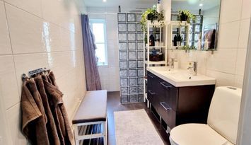 Familjevänlig villa i naturen