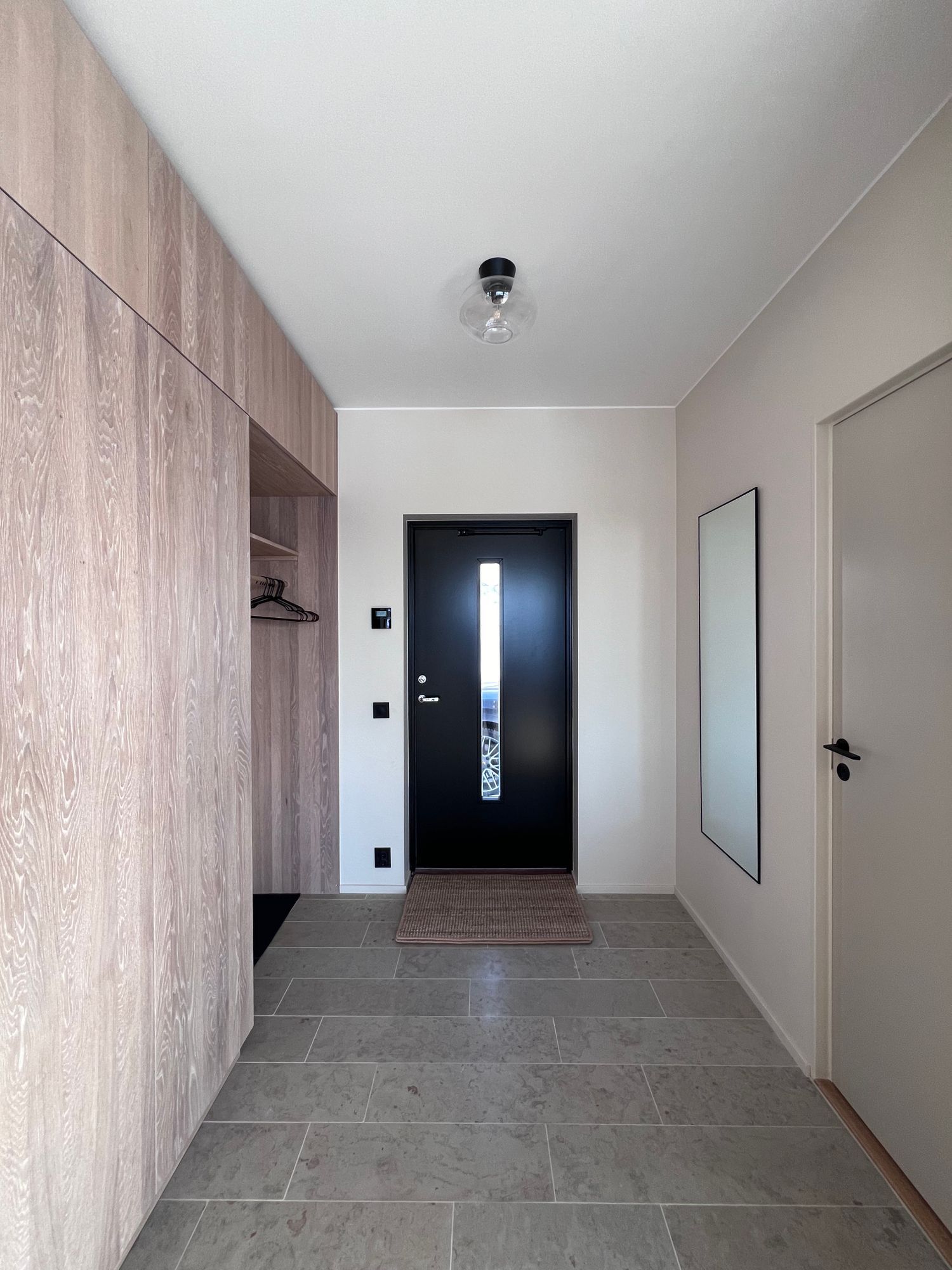 Toppfräscht hus mitt i världsarvet Höga Kusten – bild 19 av 24