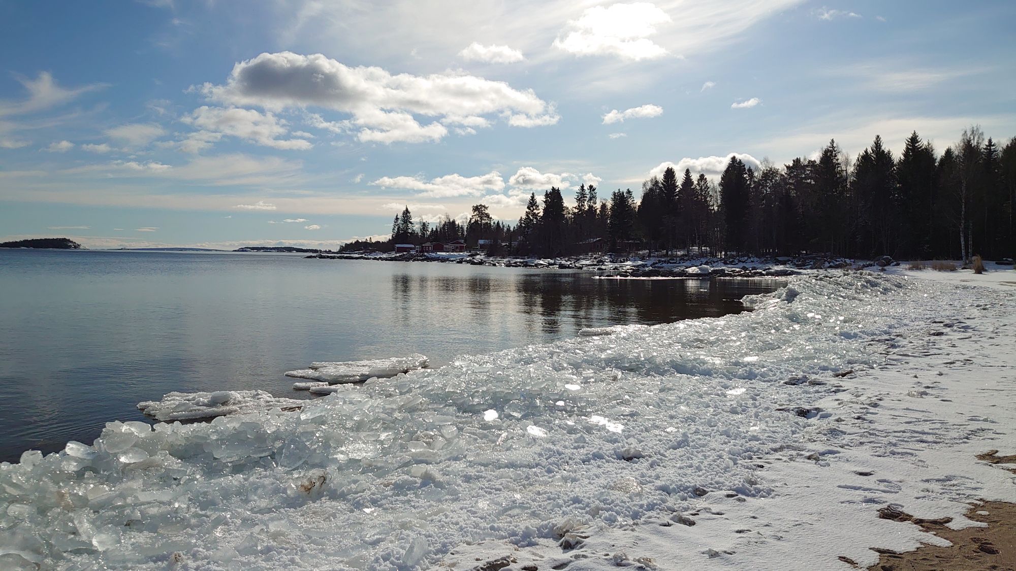 Stuga nära havet på Alnö, ej hundallergiker – bild 14 av 15