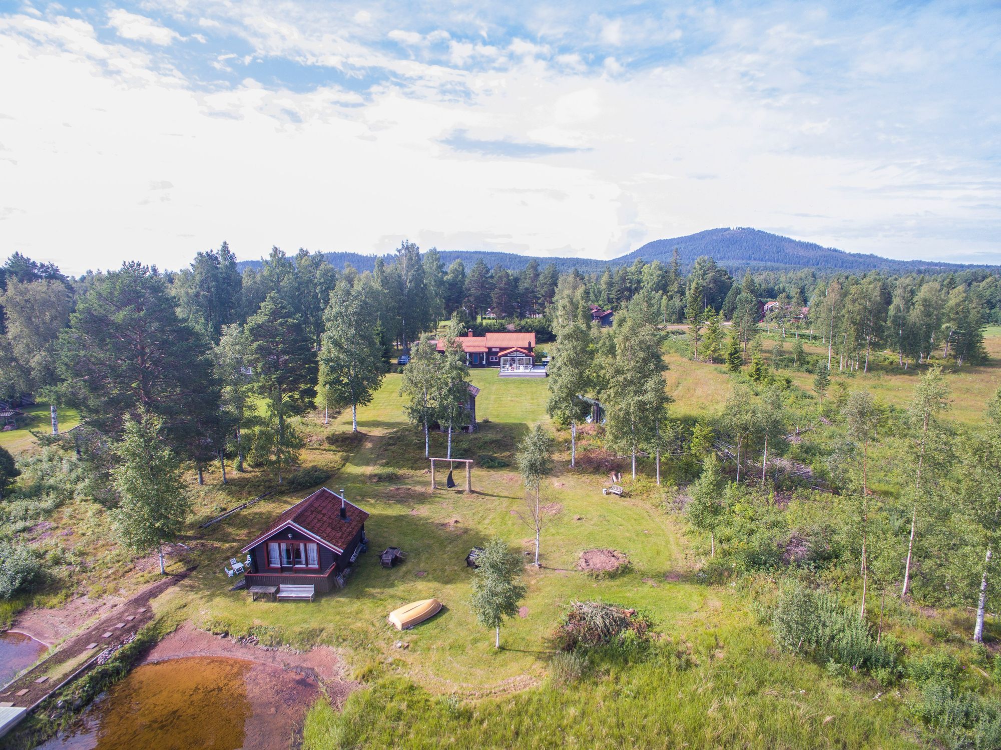 Charmig stuga vid vattnet i Gesunda – bild 14 av 24