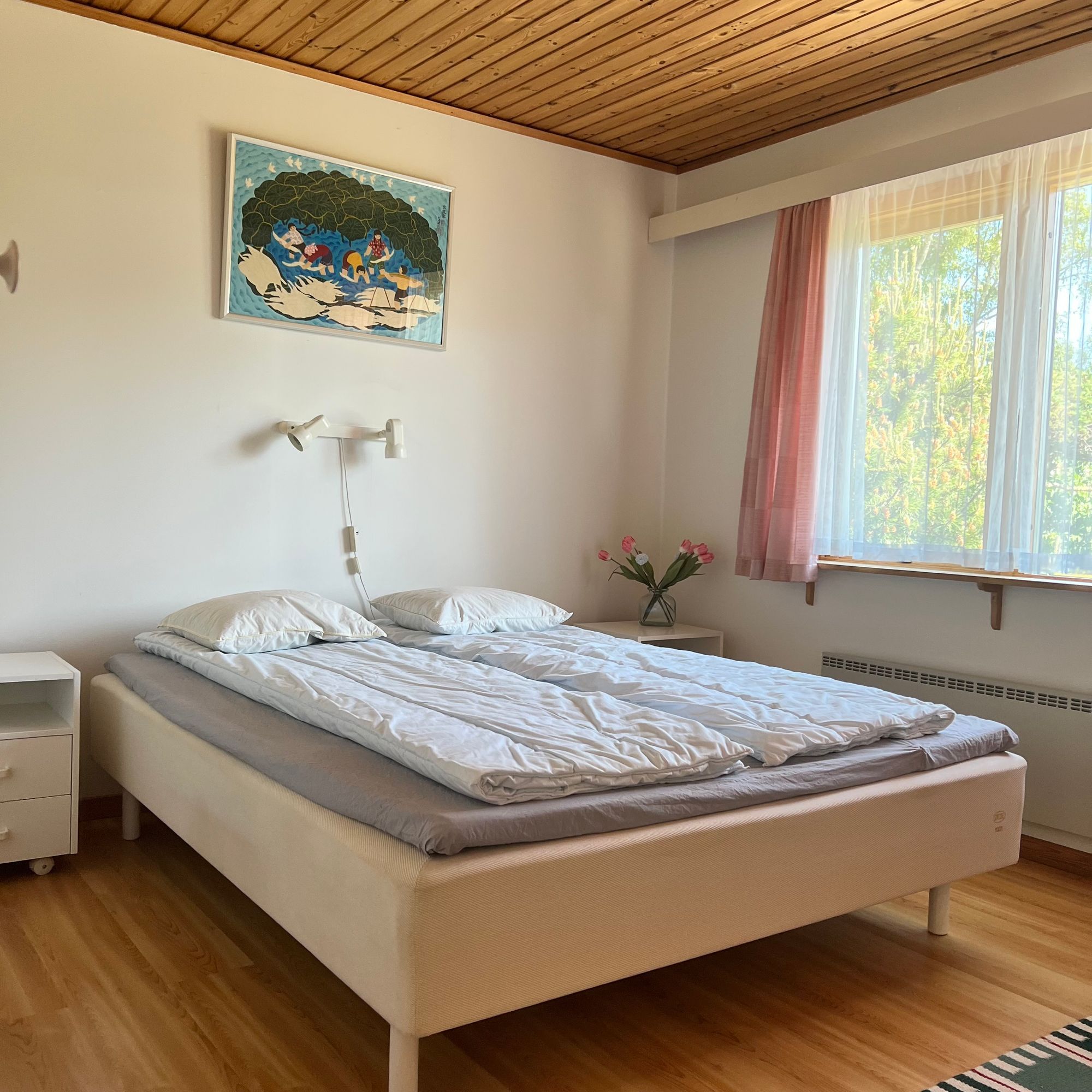 Soldränkt sommarhus i Beddingestrand – bild 11 av 19