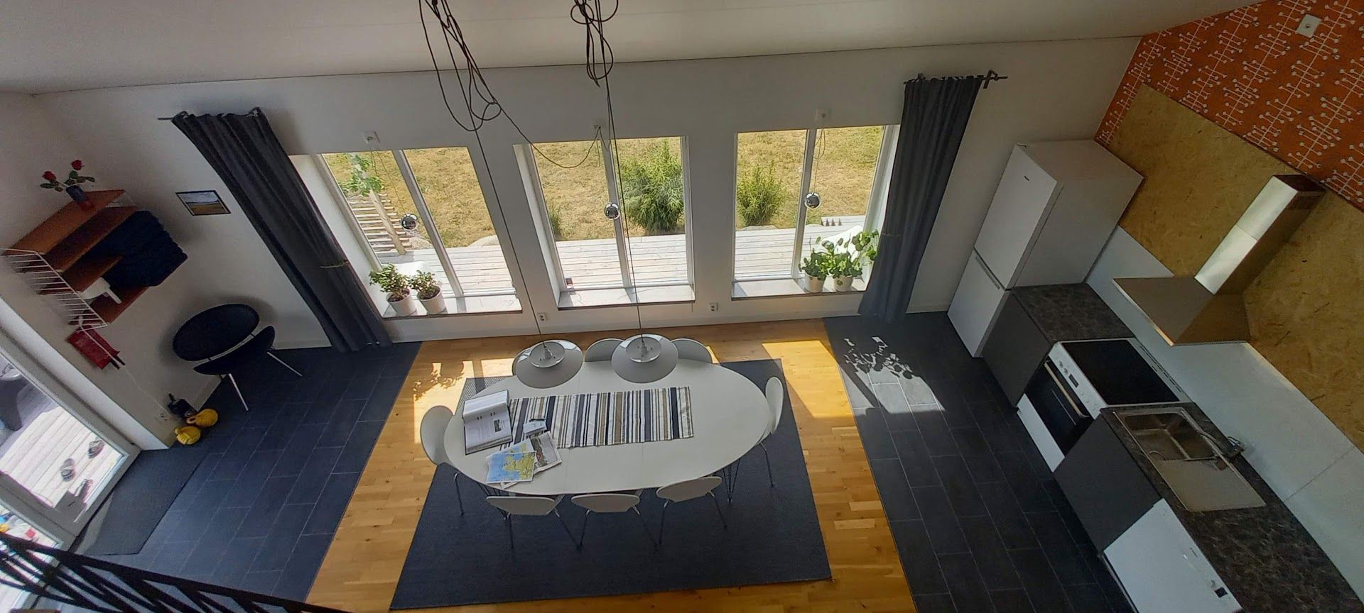 Modernt hus mitt i Blekinge med närhet till havet – bild 13 av 19