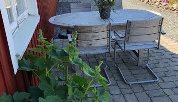 Lägenhet på gård 10 km norr om Varberg