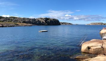 Mysigt sommarparadis på underbara Hamburgö!