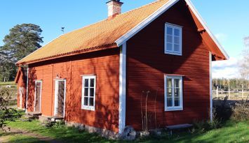 Mysigt och barnvänligt boende på lantgård