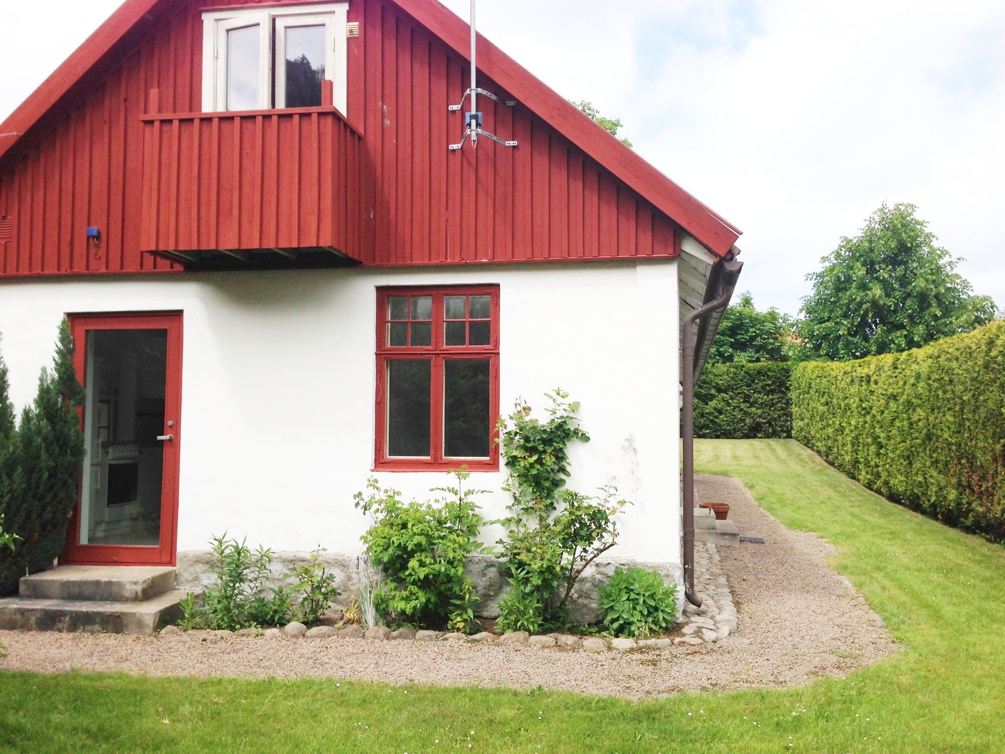 Fint gårdshus med 6 bäddar vid Malen i Båstad