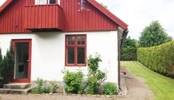 Fint gårdshus med 6 bäddar vid Malen i Båstad