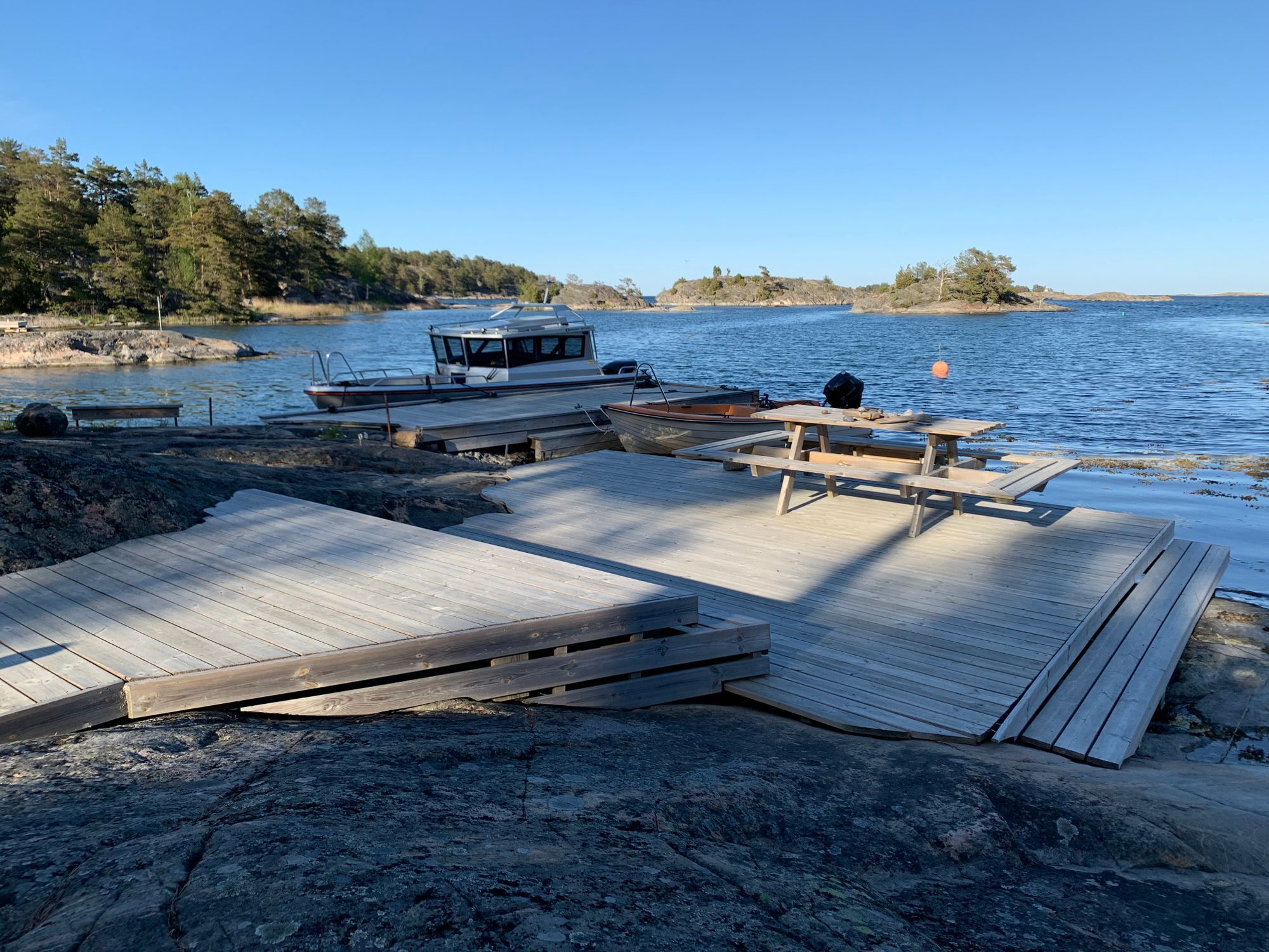 Skärgårdsvecka på en liten ö med egen strandtomt. – bild 9 av 10