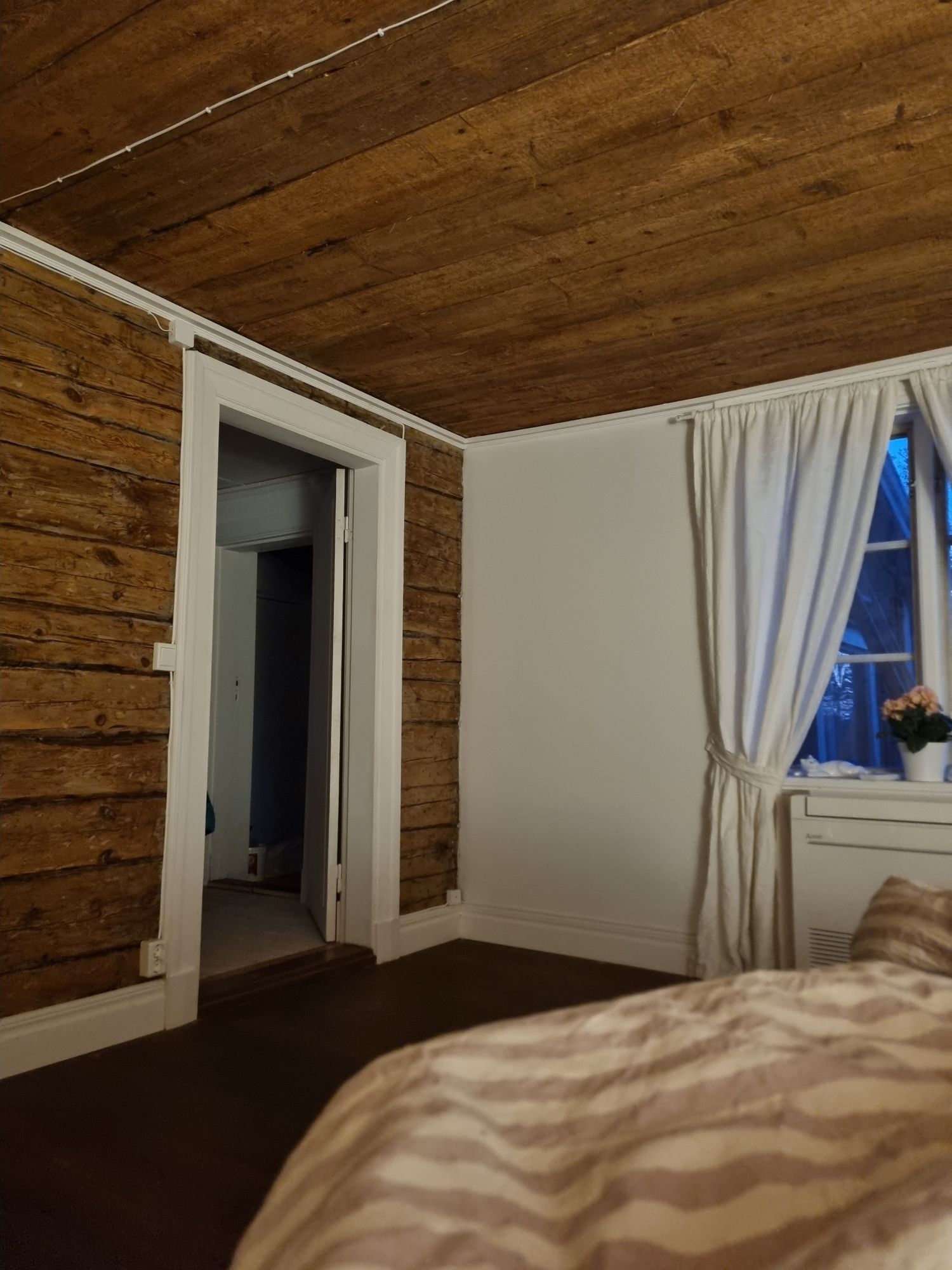 Mysigt lantligt 1800-talshus – bild 20 av 24