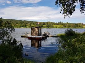 Vackert boende Järvsö, vedeldad bastu & isvak.
