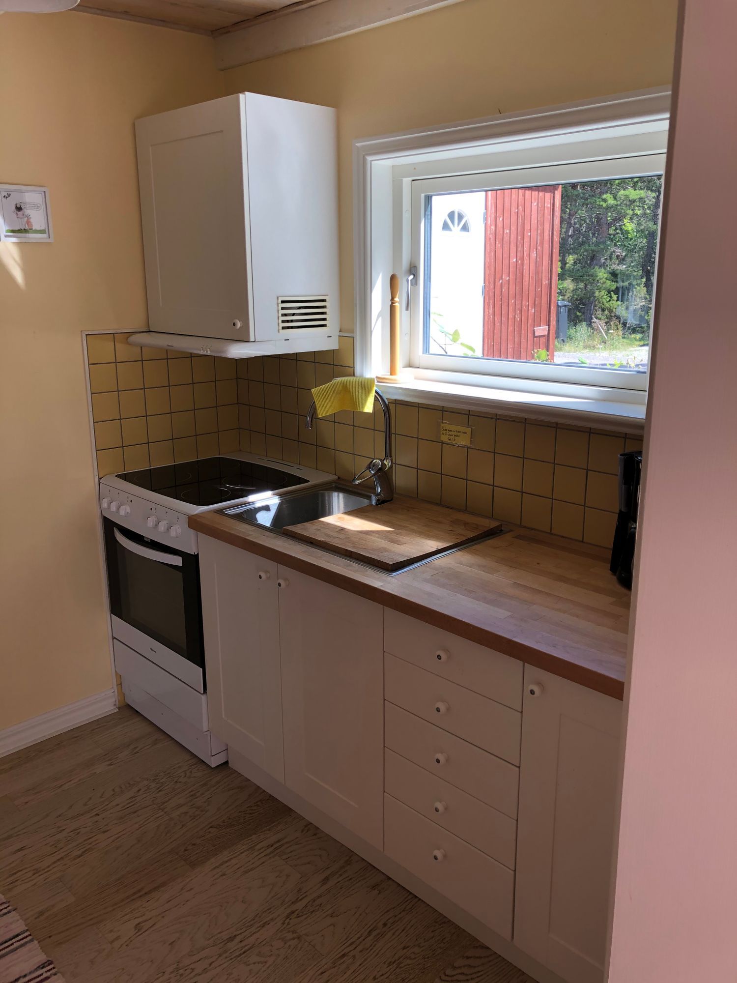 Gårdshus på Själsö med havsutsikt, nära Visby! – bild 2 av 8