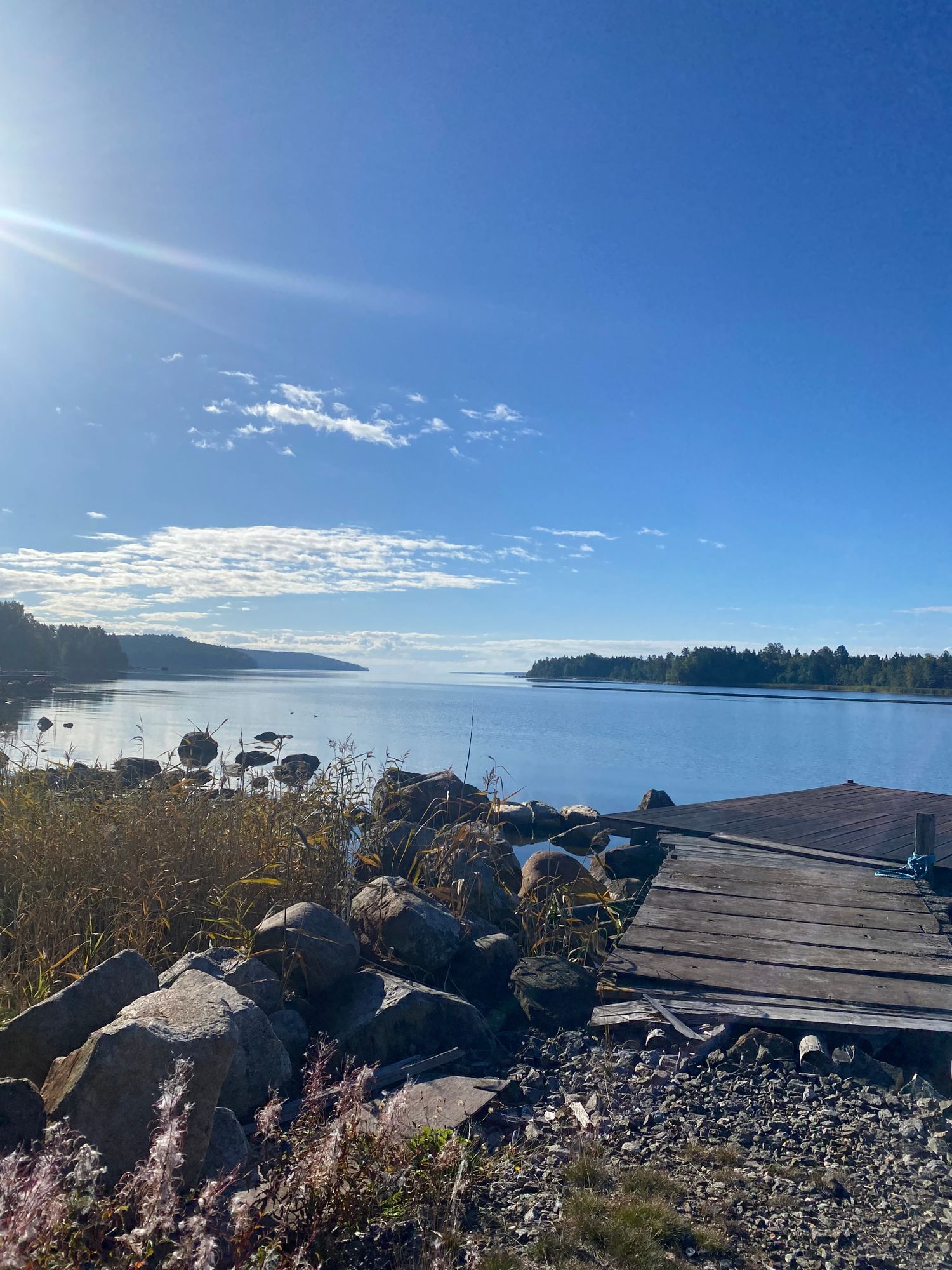 Stuga vid havet, skyddat läge, bastu o egen brygga – bild 21 av 24