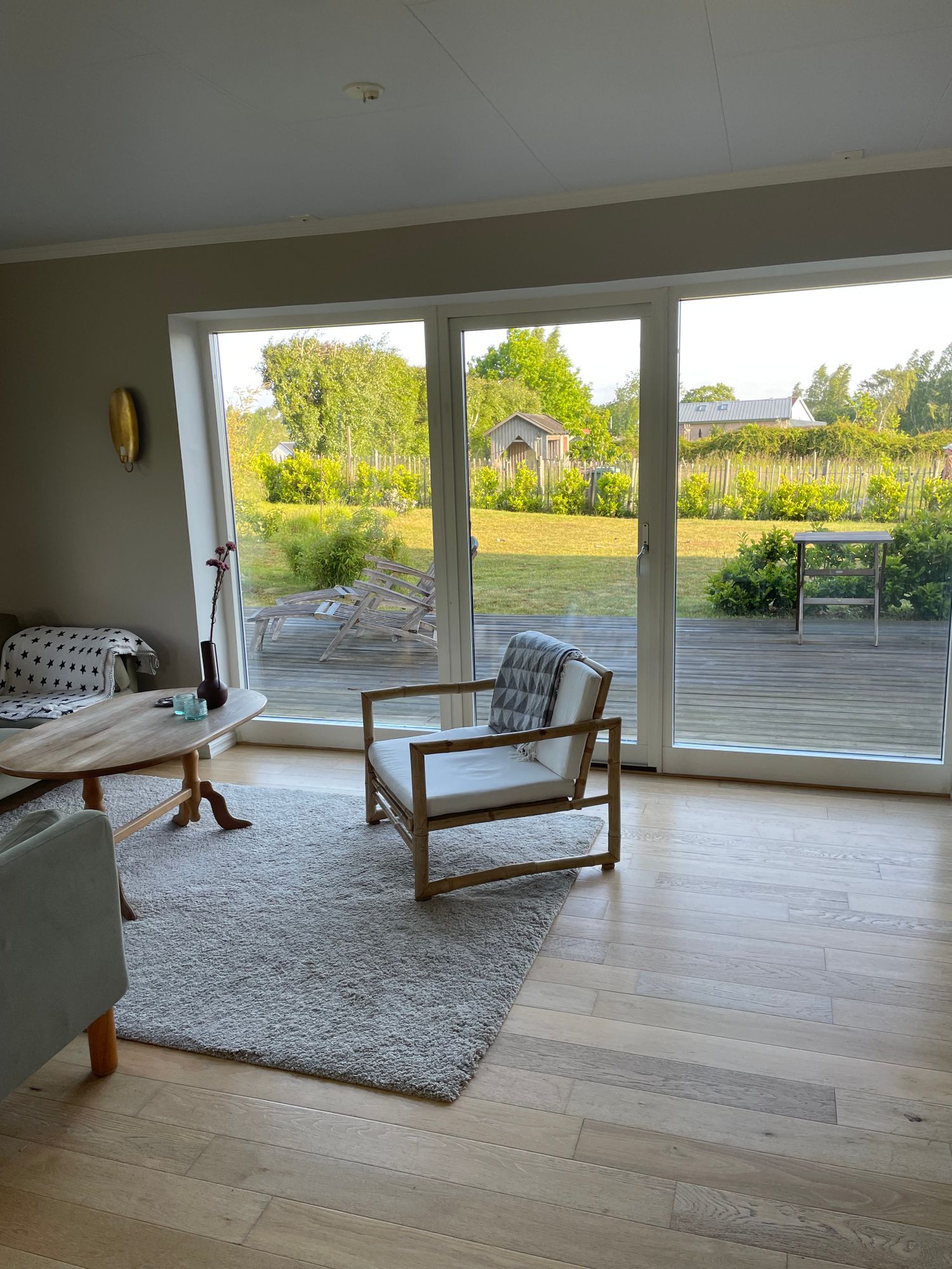 Semesterhus i gammal äppleodling på Österlen – bild 8 av 24