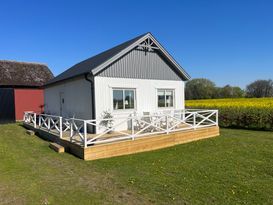 Stuga på sydkusten, Beddingestrand, Bingsmarken