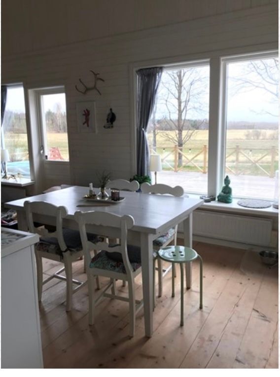 Litet hus i fina Vattnäs utanför Mora – bild 18 av 24