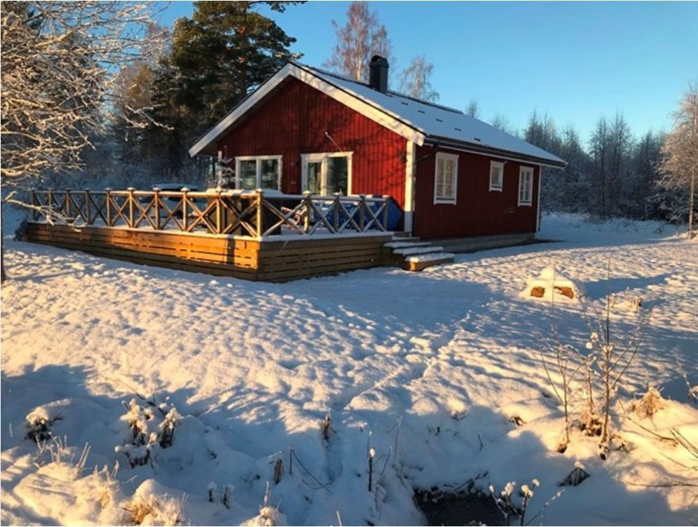Litet hus i fina Vattnäs utanför Mora – bild 10 av 24