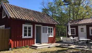 Cottage + guesthouse close to beach, N.Öland, Böda