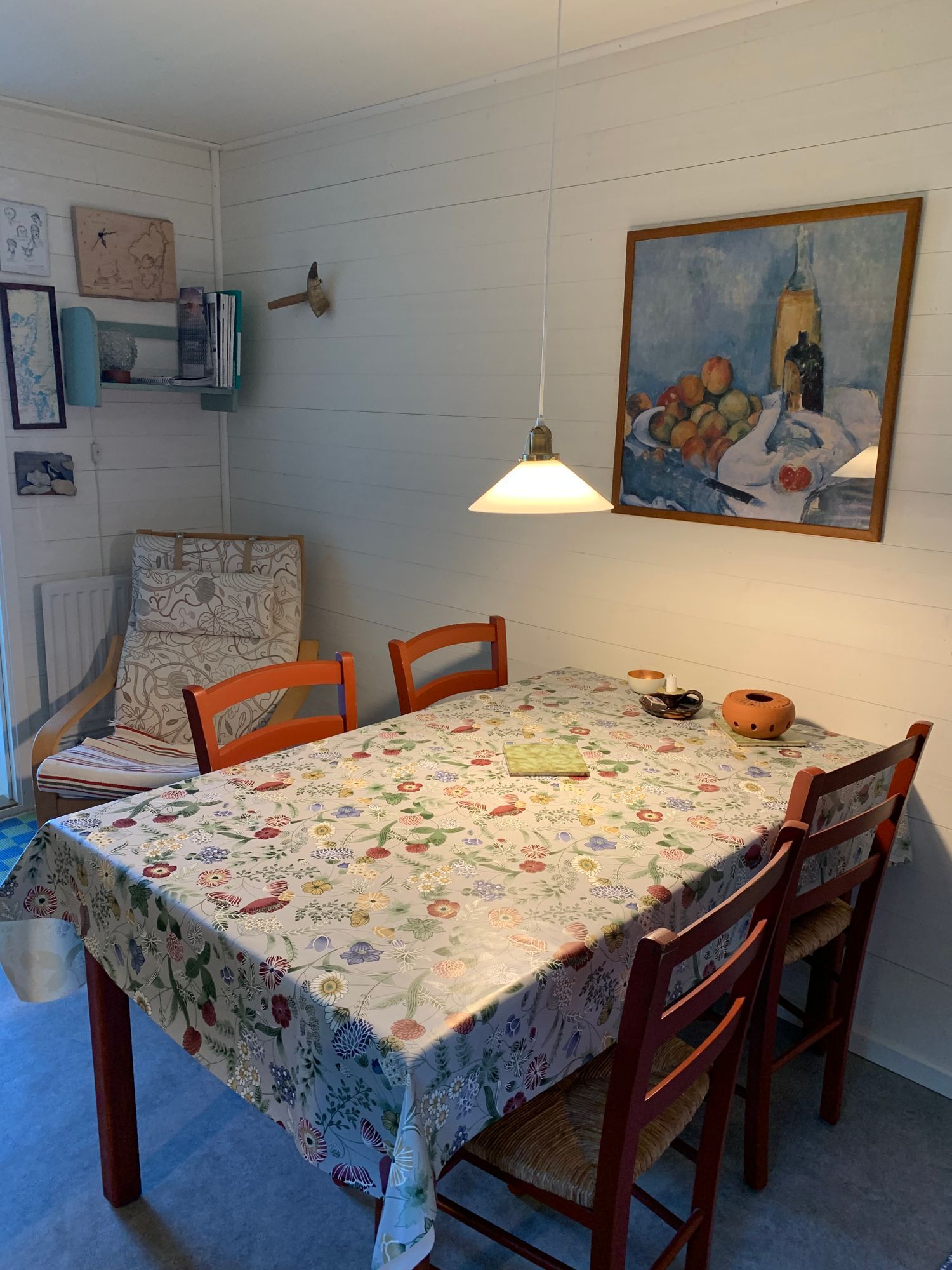 Litet hus nära havet, Hakefjorden sydöstra Tjörn – bild 7 av 15