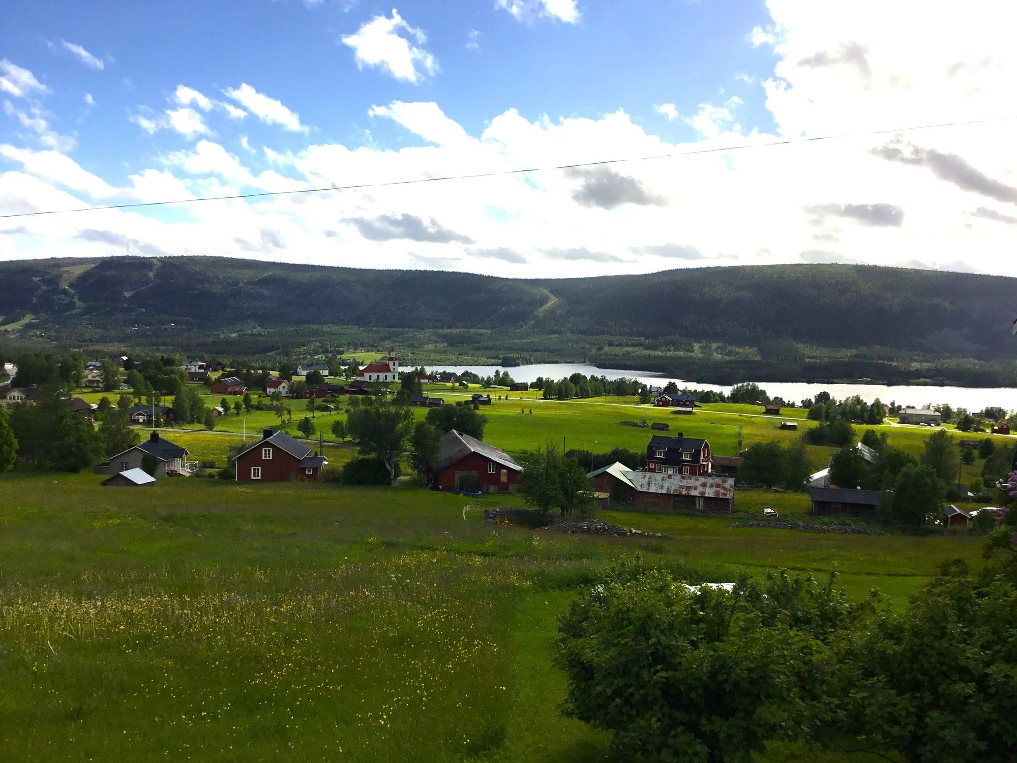 Mitt i fjällvärlden - i vackra Klövsjö