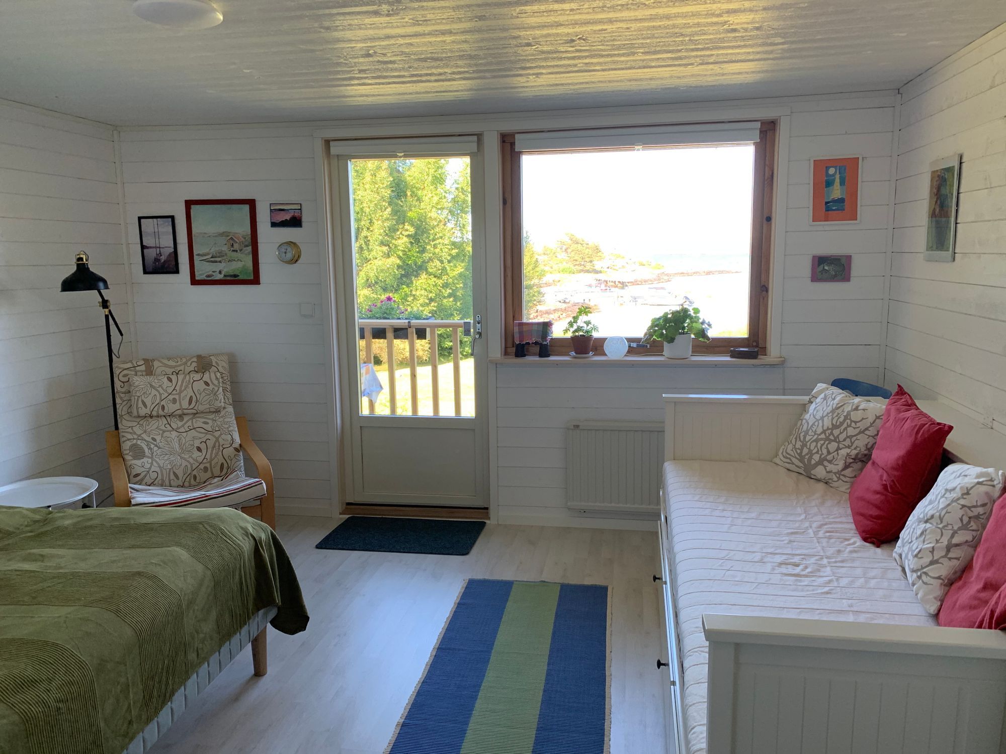 Litet hus nära havet, Hakefjorden sydöstra Tjörn – bild 10 av 15