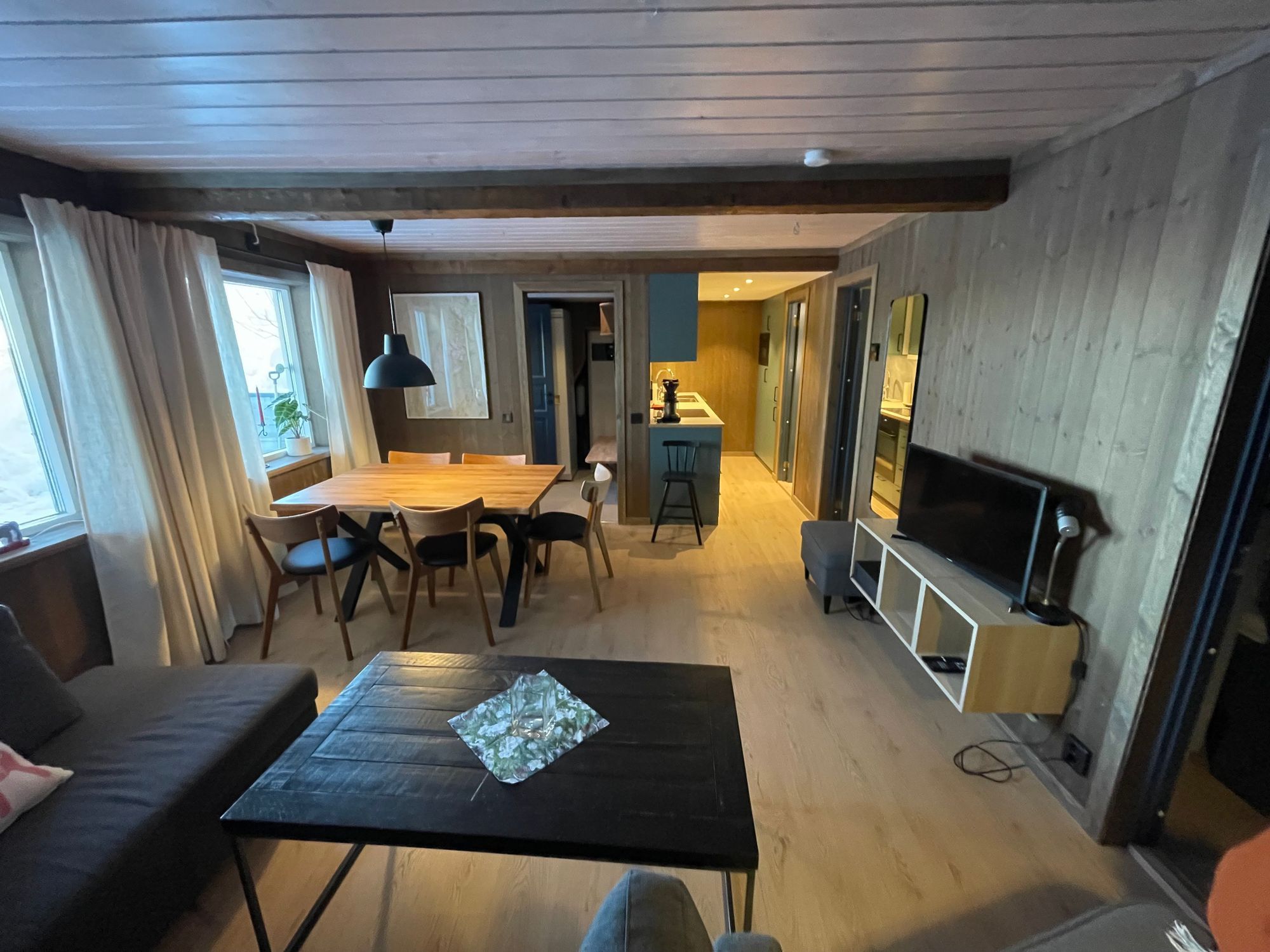 Nyrenoverad med västervy vid längdspåret (Bnv) – bild 6 av 14