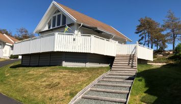 Härlig stuga uthyres i Tanumstrand / Grebbestad