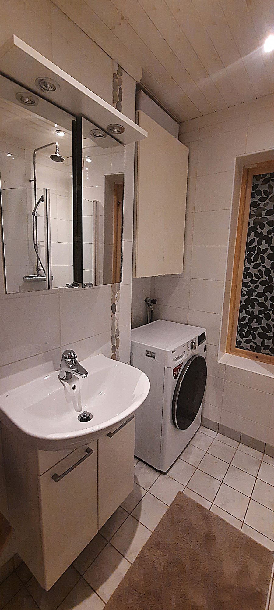 Mysigt fräscht hus i Mora med fint läge vid vatten – bild 16 av 16