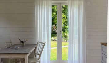 Fräscht attefallshus, välutrustat