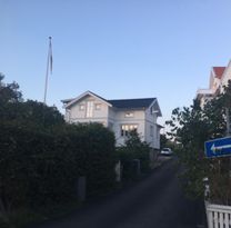 Nyrenoverat hus med havsutsikt