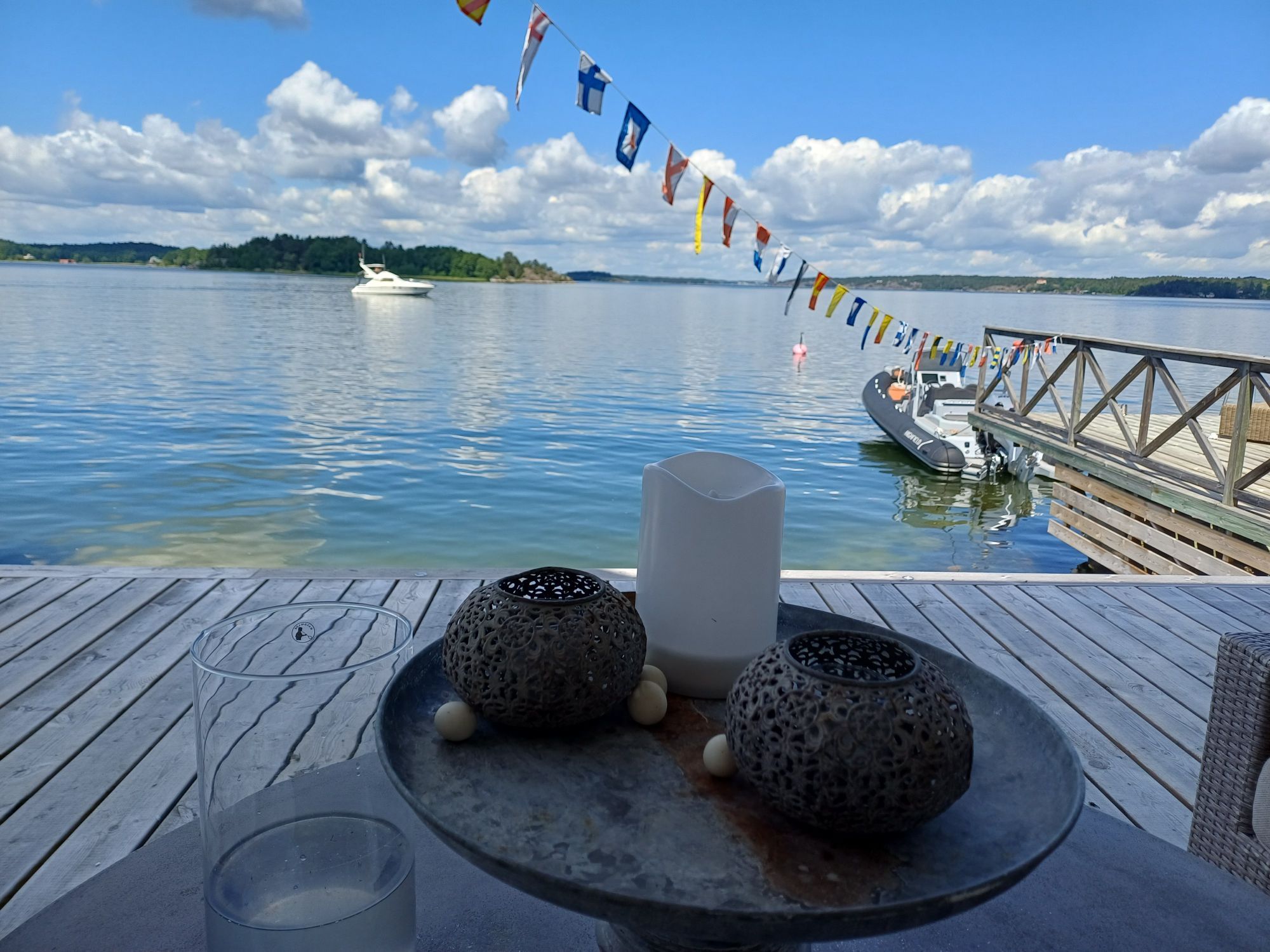 Villa Vågskvalp – Paradiset i Stockholm skärgård – bild 17 av 24