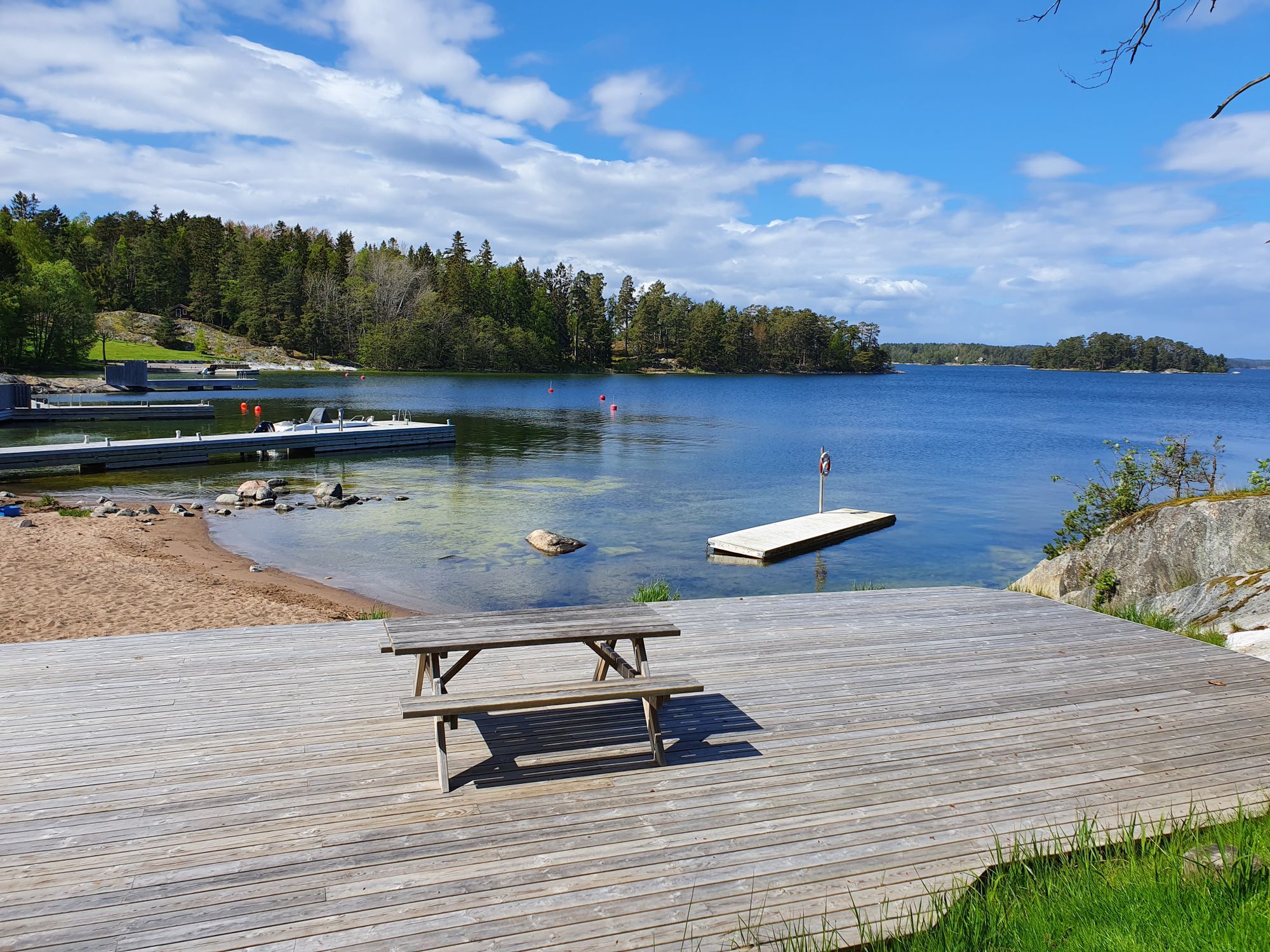 Stuga med egen tomt nära havet – bild 15 av 20