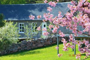 Strandnära Stenhus på Orust