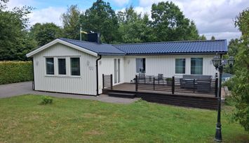 Naturnära semesterhus i Småland vid sjön Möckeln