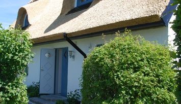 Sommarhus med strandtomt i Böste vid sydkusten