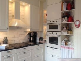 Mysig trea Visby  innerstad v27,29,31