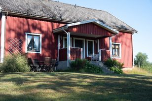 Trivsam stuga i södra Småland