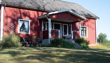 Trivsam stuga i södra Småland